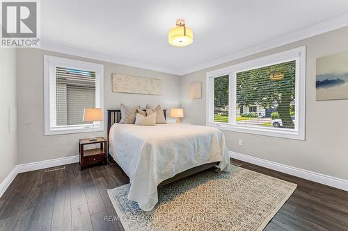 947 Easterbrook Avenue, Burlington (Bayview), ON - Indoor Photo Showing Bedroom