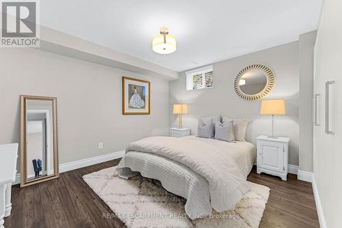 947 Easterbrook Avenue, Burlington, ON - Indoor Photo Showing Bedroom