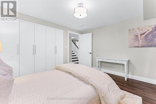 947 Easterbrook Avenue, Burlington (Bayview), ON - Indoor Photo Showing Bedroom