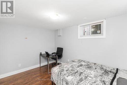 33 Alderney Avenue, Hamilton, ON - Indoor Photo Showing Bedroom