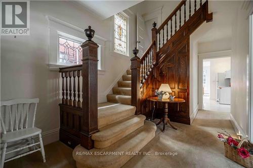 7 Chestnut Avenue N, Brantford, ON - Indoor Photo Showing Other Room