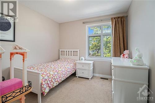 11 Kimberwick Crescent, Ottawa, ON - Indoor Photo Showing Bedroom