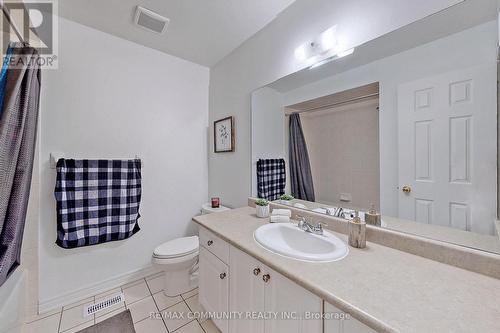 27 - 19 Niagara Drive, Oshawa, ON - Indoor Photo Showing Bathroom