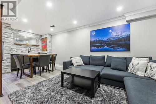 34 Hammond Street, Clarington, ON - Indoor Photo Showing Living Room