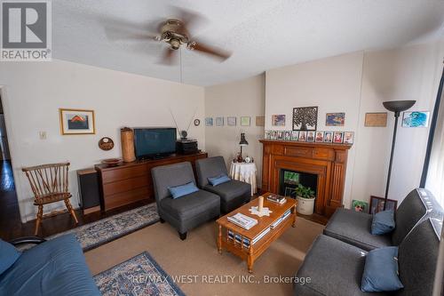 1854 Danforth Avenue N, Toronto (Danforth Village-East York), ON 