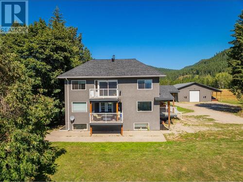 1457 Pass Creek Road, Pass Creek, BC - Outdoor