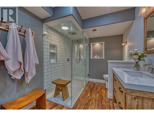 5254 Cobble Crescent, Kelowna, BC - Indoor Photo Showing Bathroom