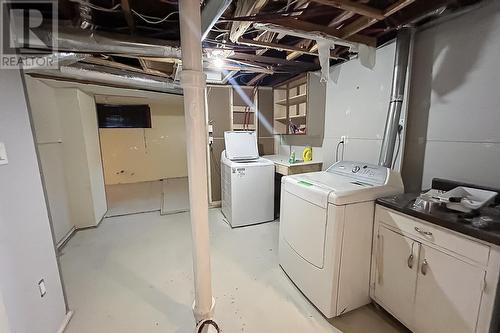 449 Wellington St, Sault Ste. Marie, ON - Indoor Photo Showing Laundry Room