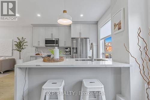 20 Greenaway Avenue, Hamilton, ON - Indoor Photo Showing Kitchen With Stainless Steel Kitchen With Upgraded Kitchen