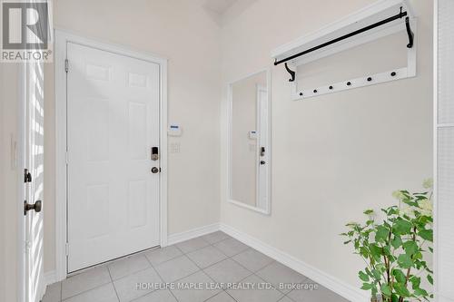 3079 Neyagawa Boulevard, Oakville, ON - Indoor Photo Showing Other Room