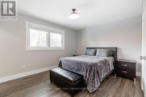 279 Anne Street N, Barrie, ON - Indoor Photo Showing Bedroom