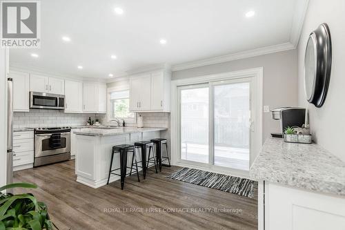 279 Anne Street N, Barrie (Sunnidale), ON - Indoor Photo Showing Kitchen With Stainless Steel Kitchen With Upgraded Kitchen