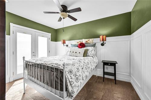 296 Julian Avenue, Hamilton, ON - Indoor Photo Showing Bedroom