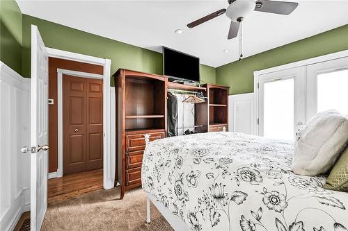 296 Julian Avenue, Hamilton, ON - Indoor Photo Showing Bedroom