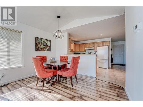 6909 Manning Place Unit# 2, Vernon, BC - Indoor Photo Showing Dining Room