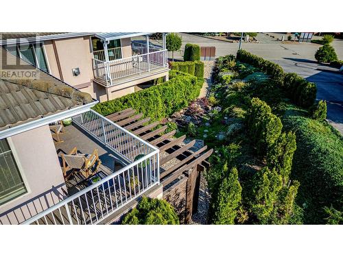 6909 Manning Place Unit# 2, Vernon, BC - Outdoor