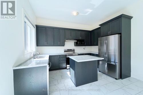 68 Donald Stewart Road, Brampton (Northwest Brampton), ON - Indoor Photo Showing Kitchen