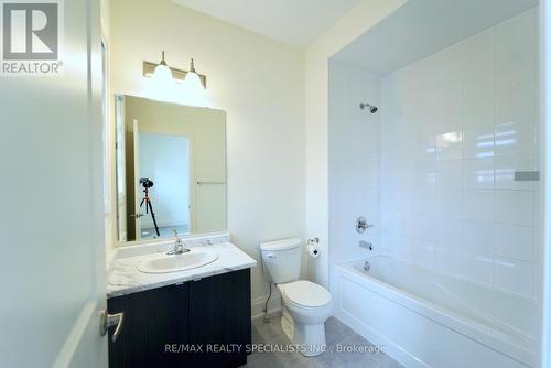 68 Donald Stewart Road, Brampton, ON - Indoor Photo Showing Bathroom