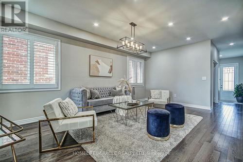 140 Morra Avenue, Caledon, ON - Indoor Photo Showing Living Room