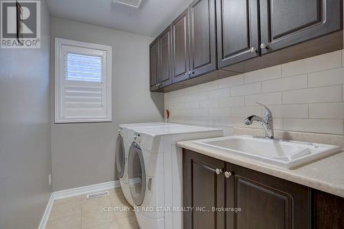 15 Tokara Avenue, Caledon, ON - Indoor Photo Showing Laundry Room