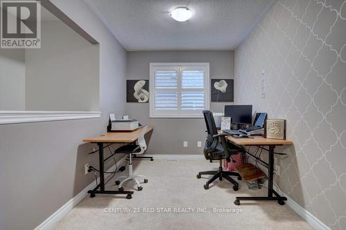 15 Tokara Avenue, Caledon, ON - Indoor Photo Showing Office