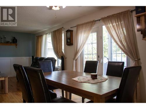 9220 89 Street, Fort St. John, BC - Indoor Photo Showing Dining Room