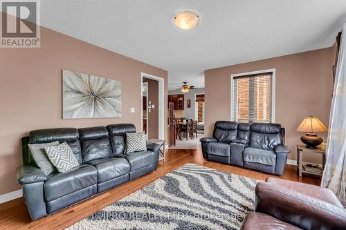 42 Atchison Drive, Caledon, ON - Indoor Photo Showing Living Room