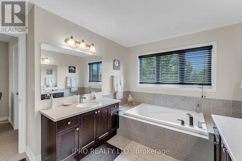 42 Atchison Drive, Caledon, ON - Indoor Photo Showing Bathroom