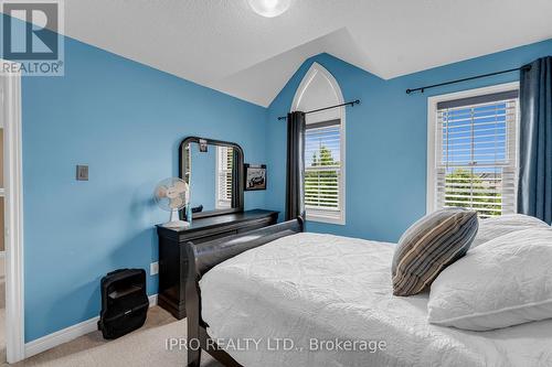 42 Atchison Drive, Caledon, ON - Indoor Photo Showing Bedroom