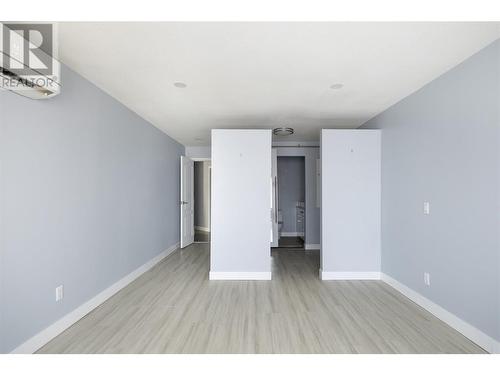 737 Leon Avenue Unit# 1204, Kelowna, BC - Indoor Photo Showing Other Room