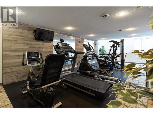 737 Leon Avenue Unit# 1204, Kelowna, BC - Indoor Photo Showing Gym Room