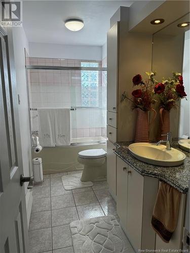 35 Guerrette Street, Edmundston, NB - Indoor Photo Showing Bathroom