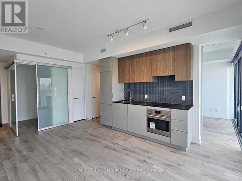 1502 - 161 Roehampton Avenue, Toronto (Mount Pleasant West), ON - Indoor Photo Showing Kitchen