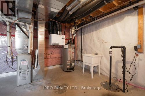 7739 Shaw Street, Niagara Falls, ON - Indoor Photo Showing Basement