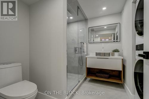 85 Russet Way, Vaughan, ON - Indoor Photo Showing Bathroom