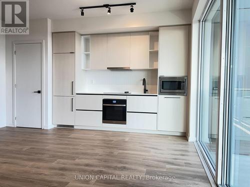 1811 - 1285 Dupont Street, Toronto (Dovercourt-Wallace Emerson-Junction), ON - Indoor Photo Showing Kitchen