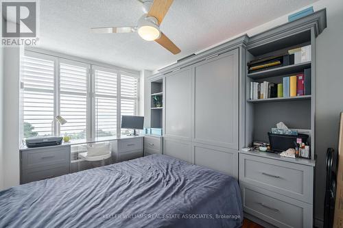 806 - 2045 Lake Shore Boulevard, Toronto (Mimico), ON - Indoor Photo Showing Bedroom