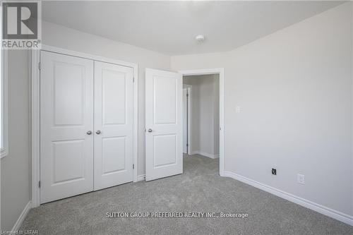 359 Kennington Way, London, ON - Indoor Photo Showing Other Room