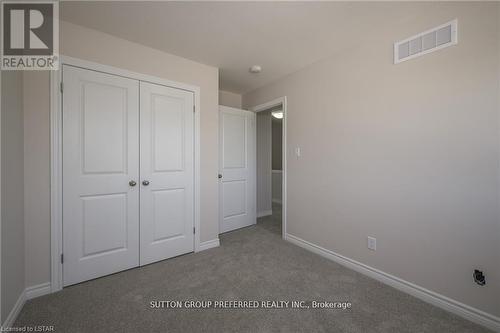 359 Kennington Way, London, ON - Indoor Photo Showing Other Room