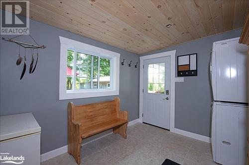 Mud room/Laundry Room - 3010 Matchedash Street, Severn, ON - Indoor