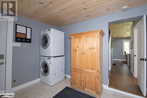 Mud room/Laundry Room - 3010 Matchedash Street, Severn, ON - Indoor Photo Showing Laundry Room