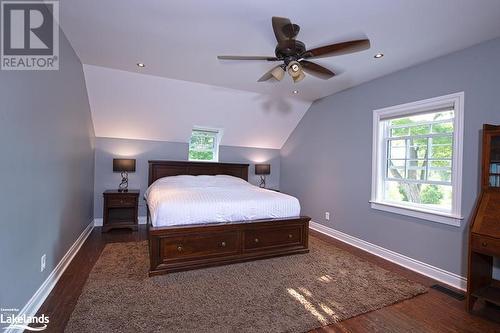 Primary Bedroom - 3010 Matchedash Street, Severn, ON - Indoor Photo Showing Bedroom