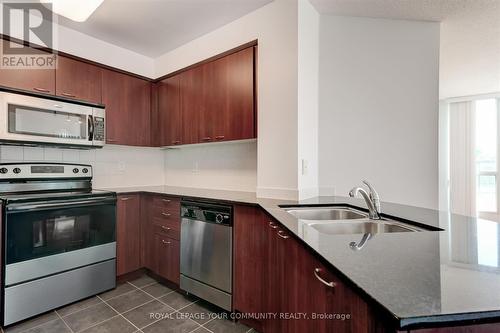 515 - 503 Beecroft Road, Toronto, ON - Indoor Photo Showing Kitchen With Double Sink