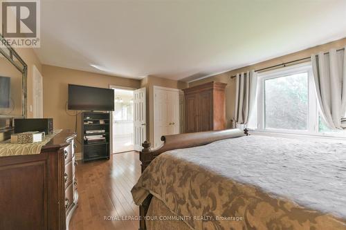 7 Skyview Lane, Aurora, ON - Indoor Photo Showing Bedroom