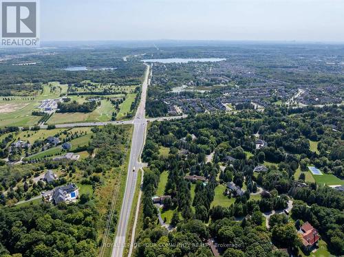 7 Skyview Lane, Aurora, ON - Outdoor With View