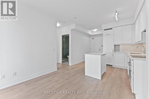 801 - 30 Elm Drive W, Mississauga (Fairview), ON - Indoor Photo Showing Kitchen