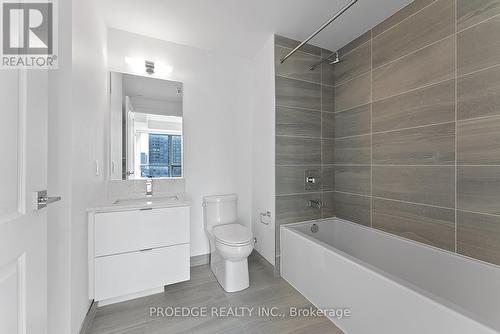 801 - 30 Elm Drive W, Mississauga (Fairview), ON - Indoor Photo Showing Bathroom