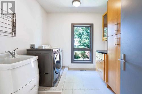 12 York Road, Toronto (Bridle Path-Sunnybrook-York Mills), ON - Indoor Photo Showing Laundry Room