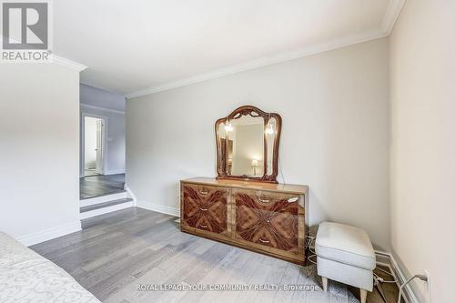 4590 Bay Villa Avenue, Mississauga, ON - Indoor Photo Showing Bedroom