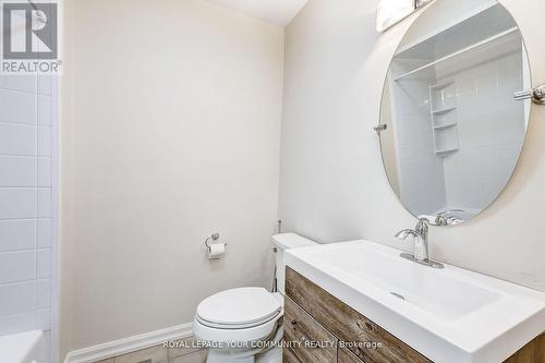 4590 Bay Villa Avenue, Mississauga, ON - Indoor Photo Showing Bathroom